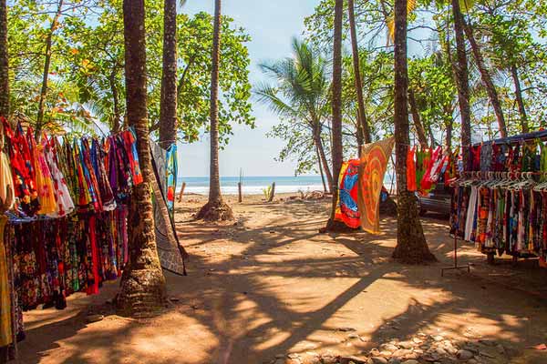 Dominical-Beach-Costa-Rica